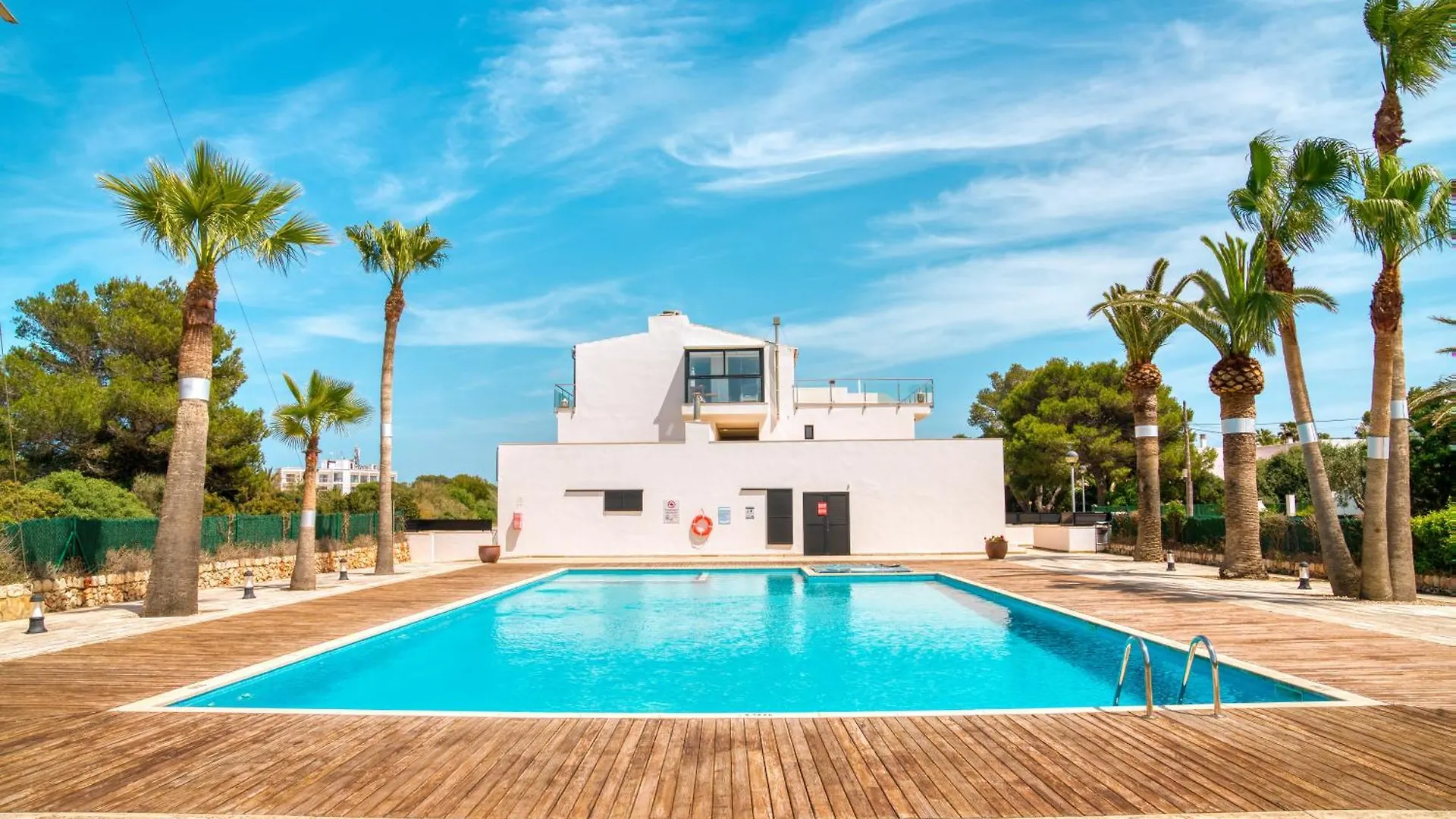 Apartamento Precioso Duplex En Cala Santandria Con Piscina Y Wifi Son Carrio  0*, Son Carrio (Menorca) España
