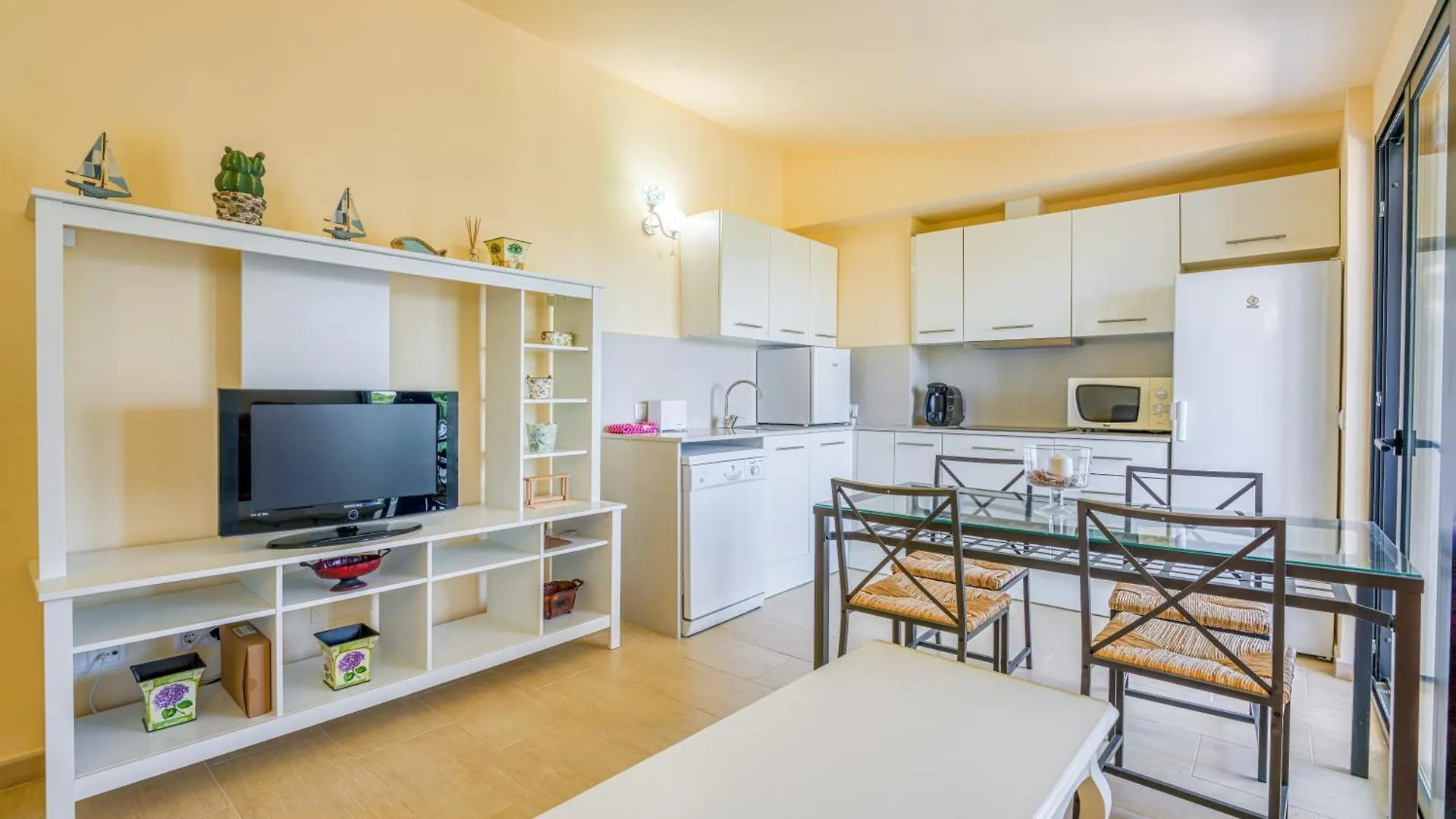 Apartamento Precioso Duplex En Cala Santandria Con Piscina Y Wifi Son Carrio